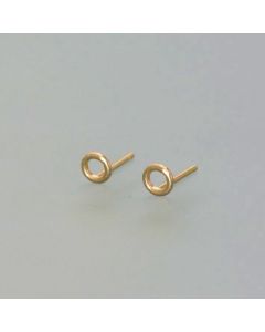 Delicate gold circle earrings